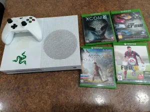 Игровая приставка Xbox One S