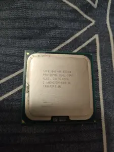 Процессор Intel Pentium E5300 socket 775