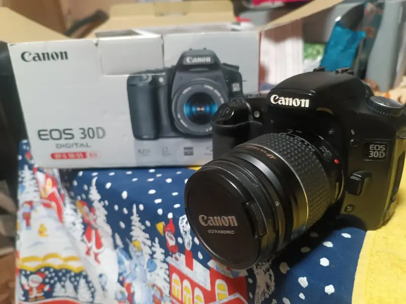 Зеркальный фотоаппарат Canon EOS 30d kit 18-55 mm документы