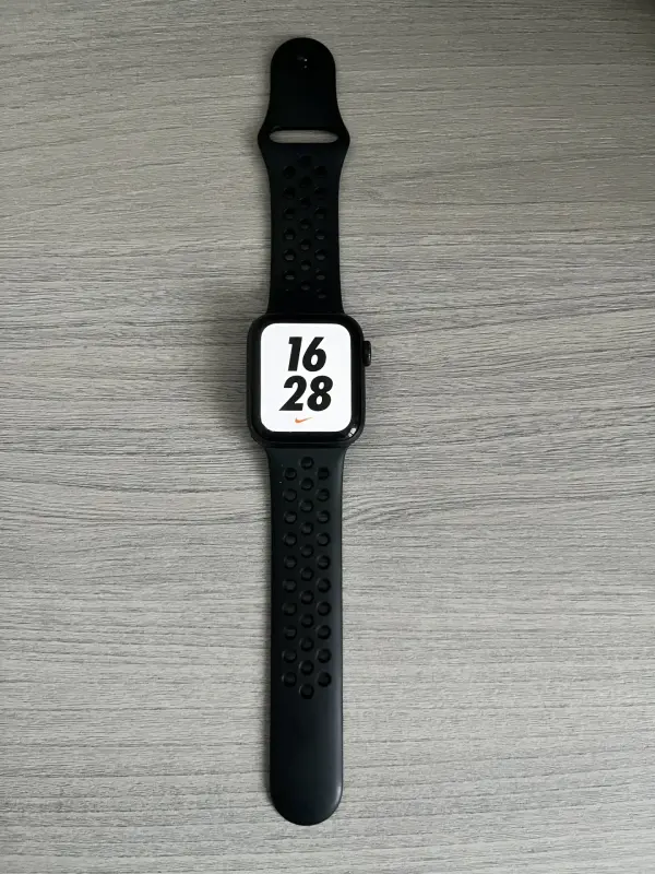 Умные часы Apple Watch Nike Series 6 41mm