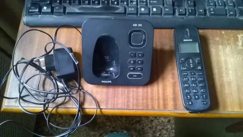 Радиотелефон с Базой Philips CD 155