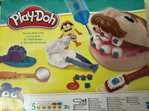 Play-Doh (оригинал), игра с глиной Мистер зубастик