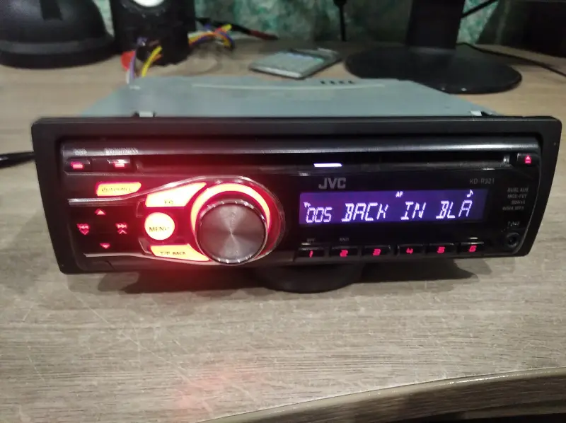 магнитола JVC CD MP 3