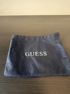 Ремень оригинал Guess