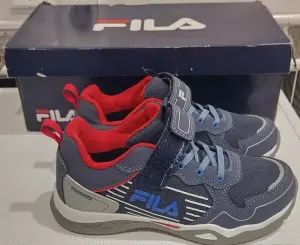 Кроссовки FILA 35 разм.