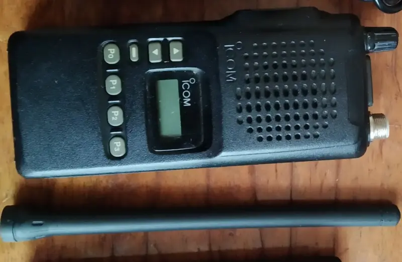 Радиостанция рация ICOM ic-f3