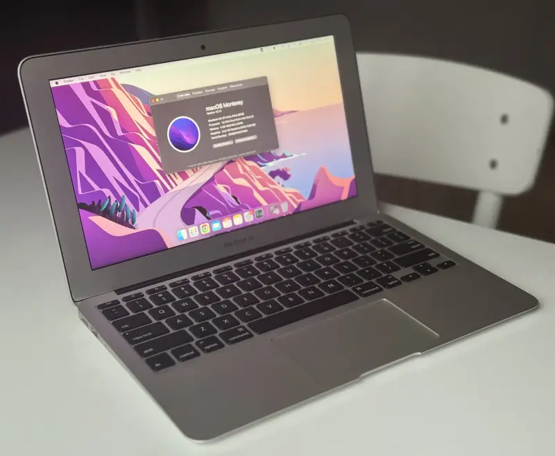 MacBook Air (11-inch, Early 2015) ноутбук