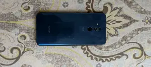 Honor mate 20 lite