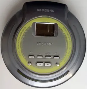 Портативный CD-проигрыватель Samsung MCD-CM150