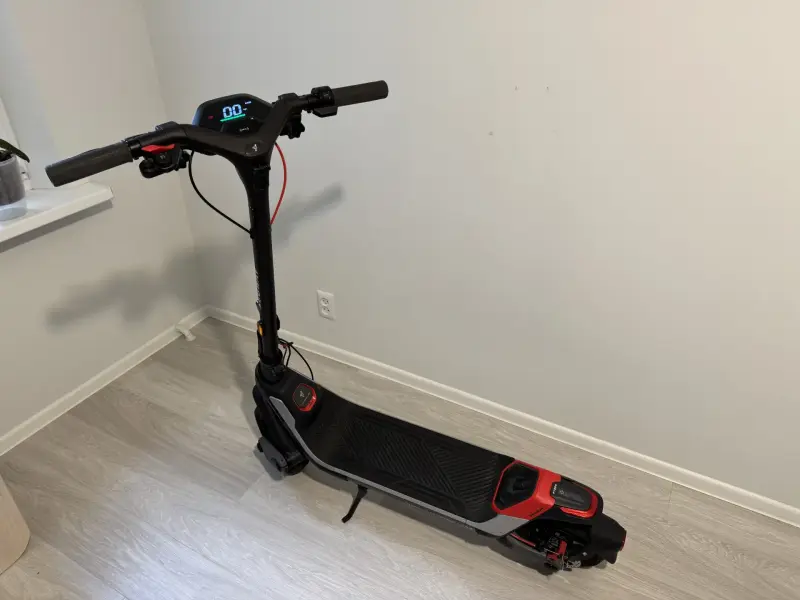 Электросамокат Segway p100s