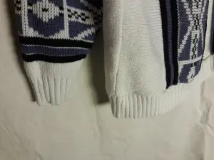 Свитер мужской-женский: бренд CLIFTON PLACE (Knits Ltd), made in U.S.A.