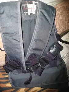 Рюкзак-кенгуру черно-белого цвета, классика