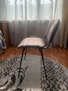 Стул мебельный , б/у.
