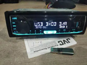 USB-магнитола JVC KD-X165