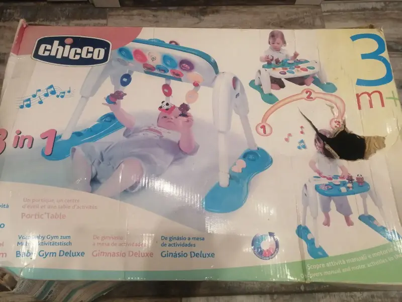 Развивающий столик-центр Chicco Deluxe 3в1