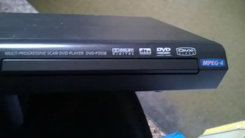 DVD-проигрыватель Samsung DVD-P355B