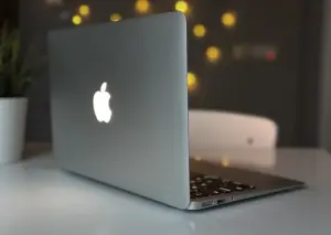 MacBook Air (11-inch, Early 2015) ноутбук