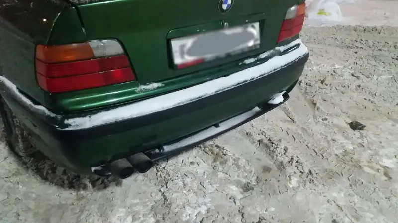 Накладка заднего бампера BMW e36