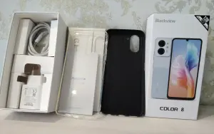 Blackview color 8 8+8/128 Гб мобильный телефон