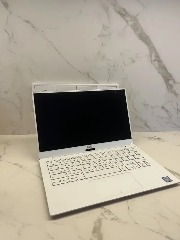 Dell XPS13 ноутбук с сенсорным экраном