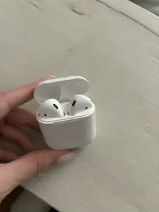 наушники Airpods