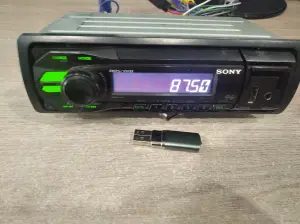 Магнитола USB SONY с блютуз