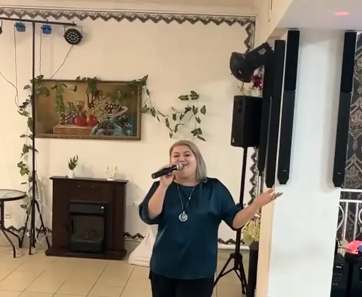 Ведущая на ваш праздник