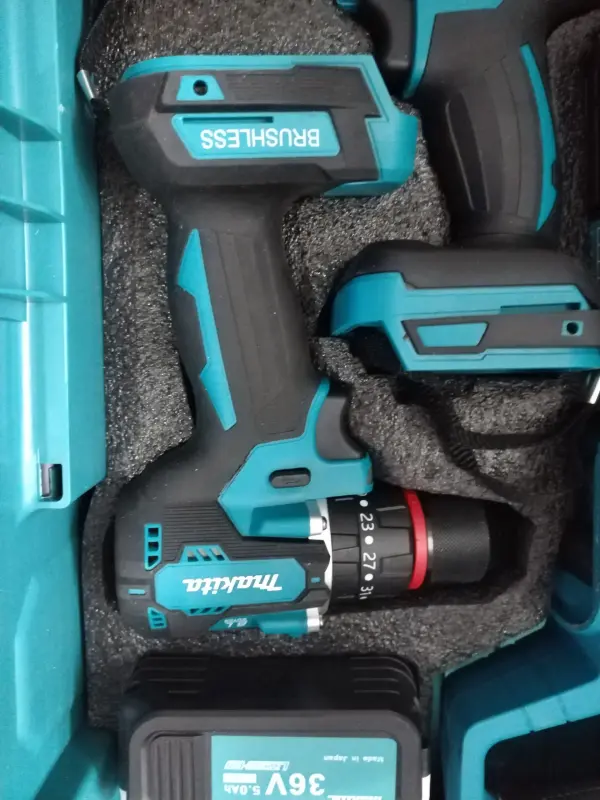 Набор инструментов Makita 4в1