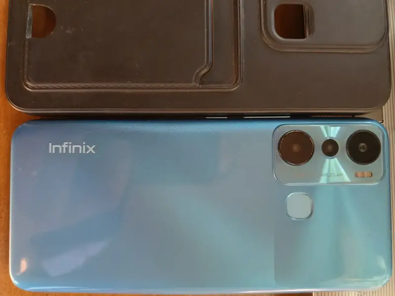 Телефон Infinix Hot 20i 4+3/128Gb энергичный синий