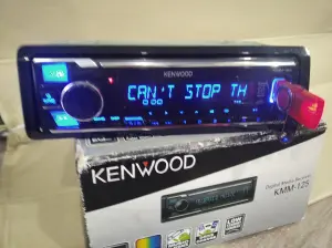 Автомагнитола Kenwood KMM-125