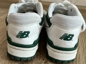 Кроссовки new balance 550