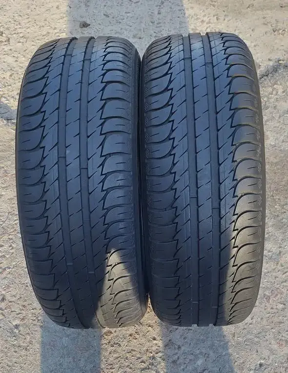 Летние шины 205/55 R16 KLEBER (2 шт.)