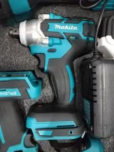 Набор инструментов Makita 4в1