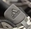 Кроссовки Adidas Response