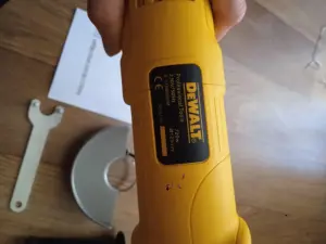 Ушм Dewalt (болгарка) угловая шлифмашина