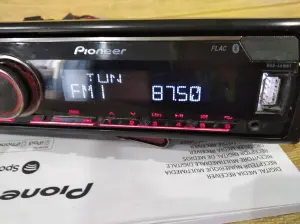 USB-магнитола Pioneer MVH-S410BT блютуз