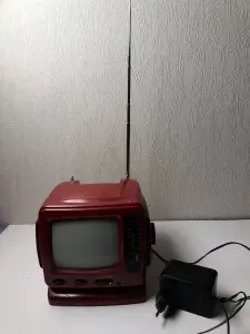 Переносной телевизор: PERSONAL BLACK & WHITE TV/AV, XIADIAN MINI PERSONAL