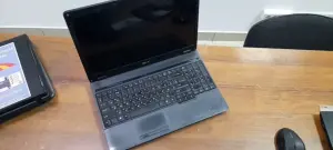 Acer Extensa 5235 "CPU Intel Celeron M 900 2.2ГГц