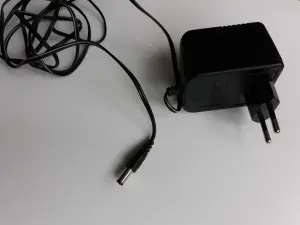 Блок питания 220/9в (AC ADAPTOR) JAA-091000Е