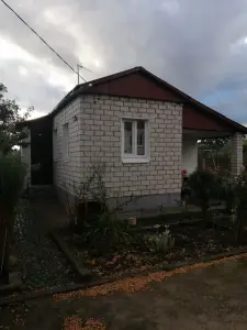 Дом с участком плодородной земли и садом  деревня Ивонцевичи