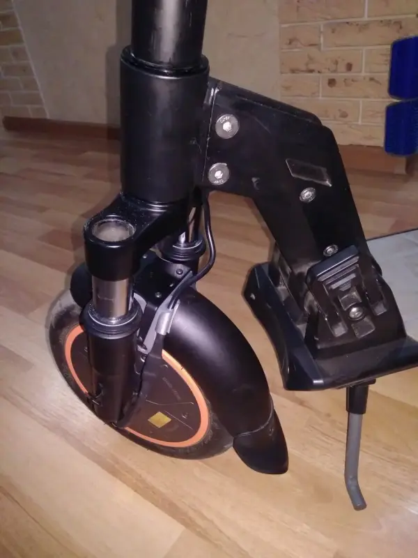 Кронштейн крыла KUGOO M2 PRO