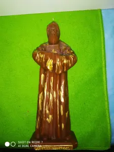 Статуэтка из воска Шарбель