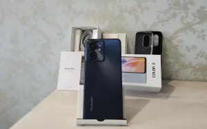 Blackview color 8 8+8/128 Гб мобильный телефон