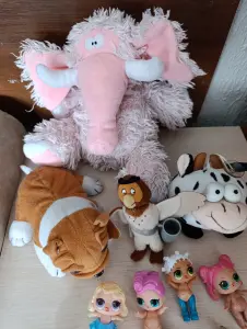 Игрушки
