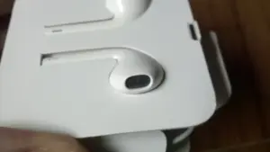 Наушники Apple EarPods с разъёмом Lightning оригинал