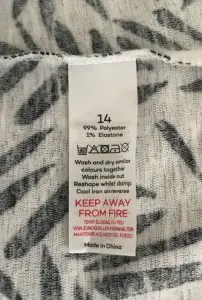 Блузка Love Tees