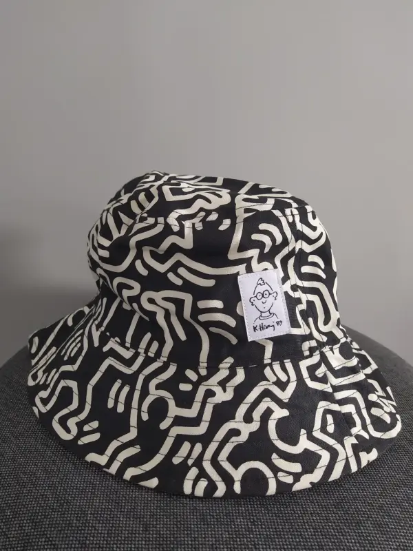 Панама H&M колаборация с Keith Haring