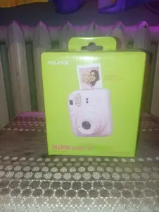 Фотоаппарат мгновенной печати instax mini 12