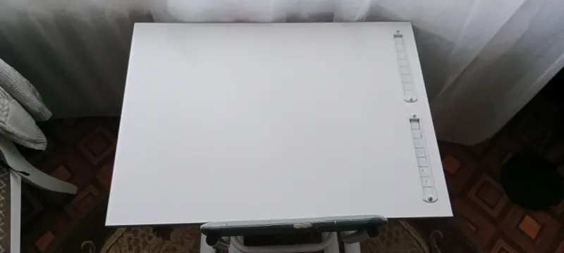Стол