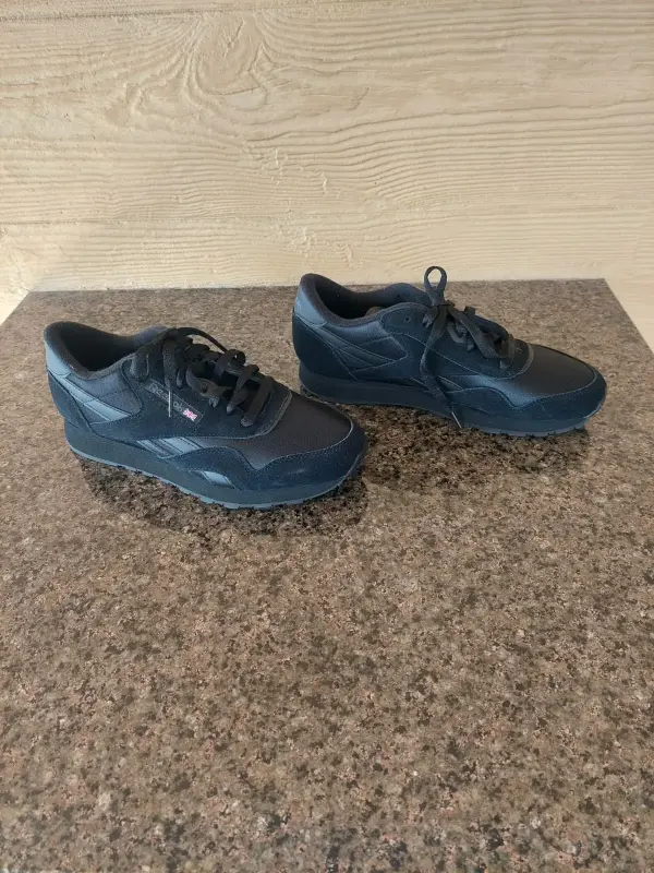 Кроссовки оригинал Reebok р41